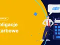 Mężczyzna z kalkulatorem i banknotami myśli o obligacjach skarbowych.