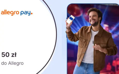 Radosny mężczyzna prezentuje telefon z aplikacją Allegro Pay, obiecując 50 zł do wykorzystania na zakupy.