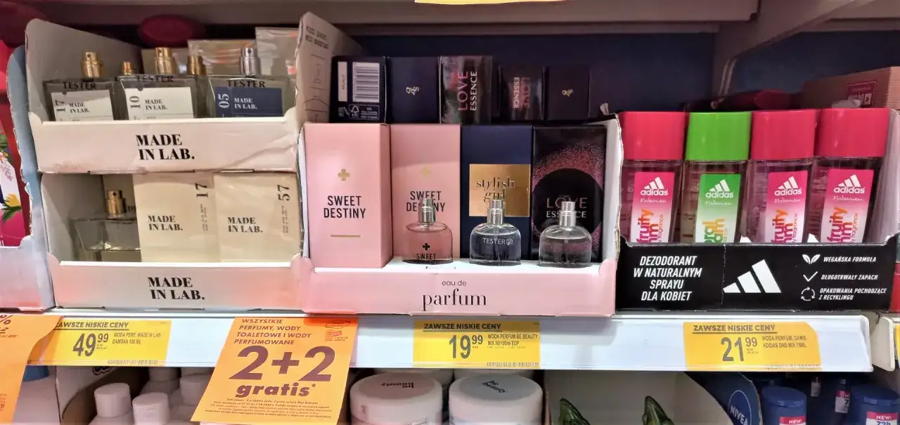 Perfumy w Biedronce: różnorodne zapachy, od klasycznych