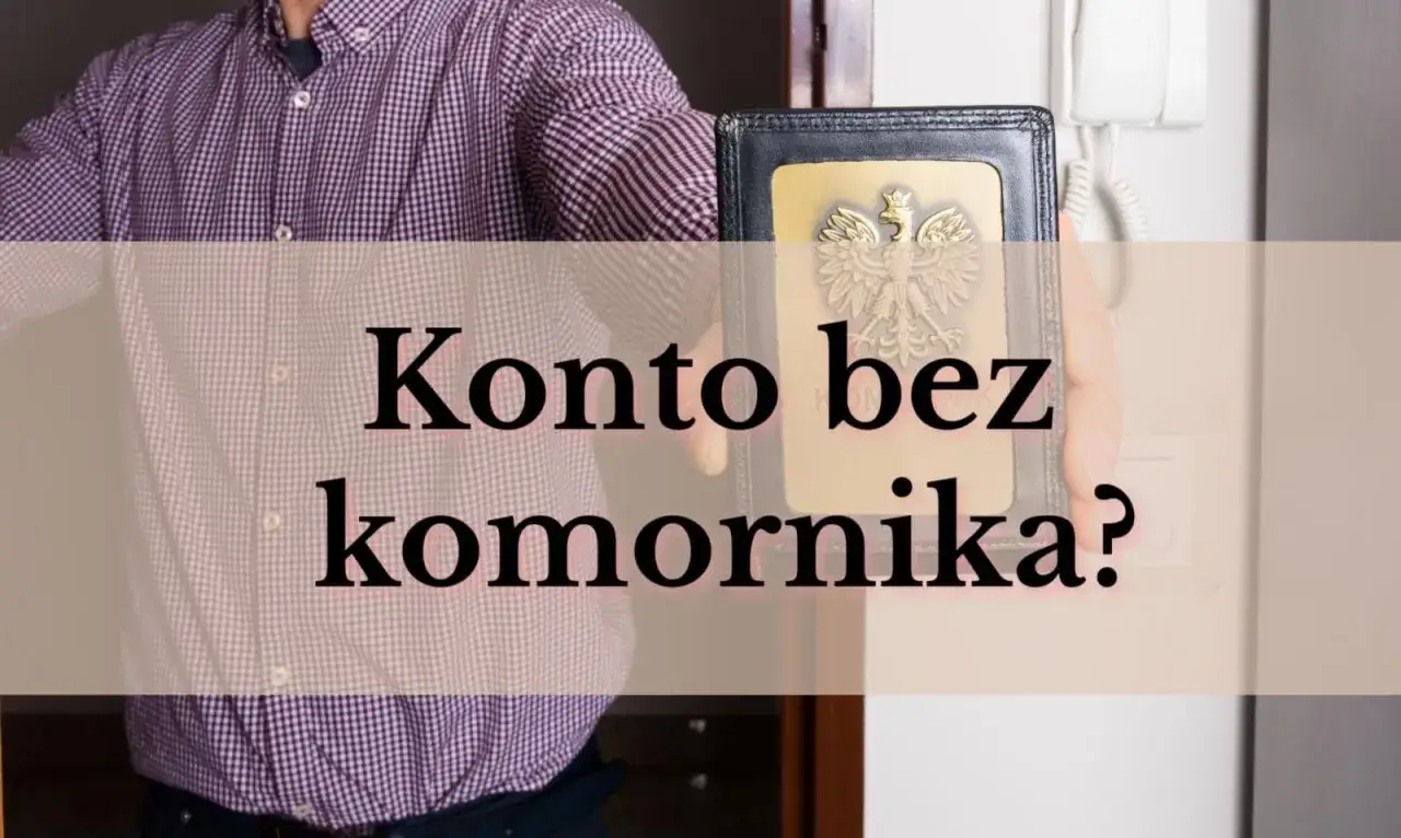 Mężczyzna w koszuli pokazuje legitymację komorniczą. Czy konto w Revolut jest bezpieczne przed komornikiem?